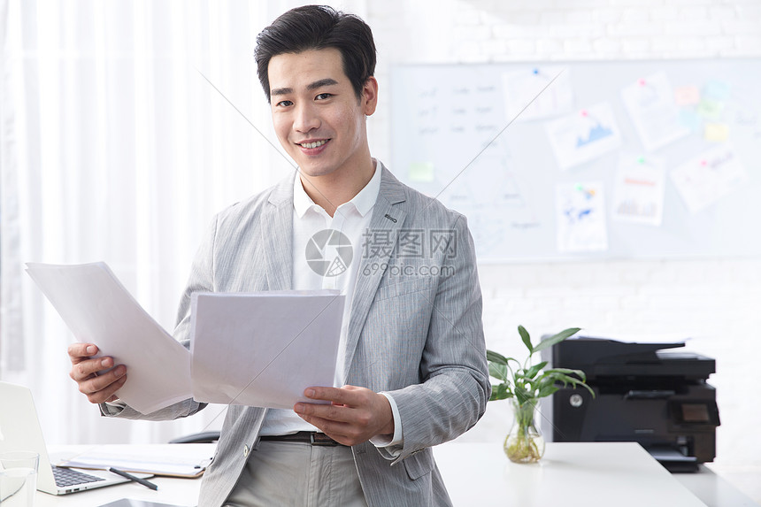 轻松办公新选择!苏打办公提供简单好用的海量优质工具