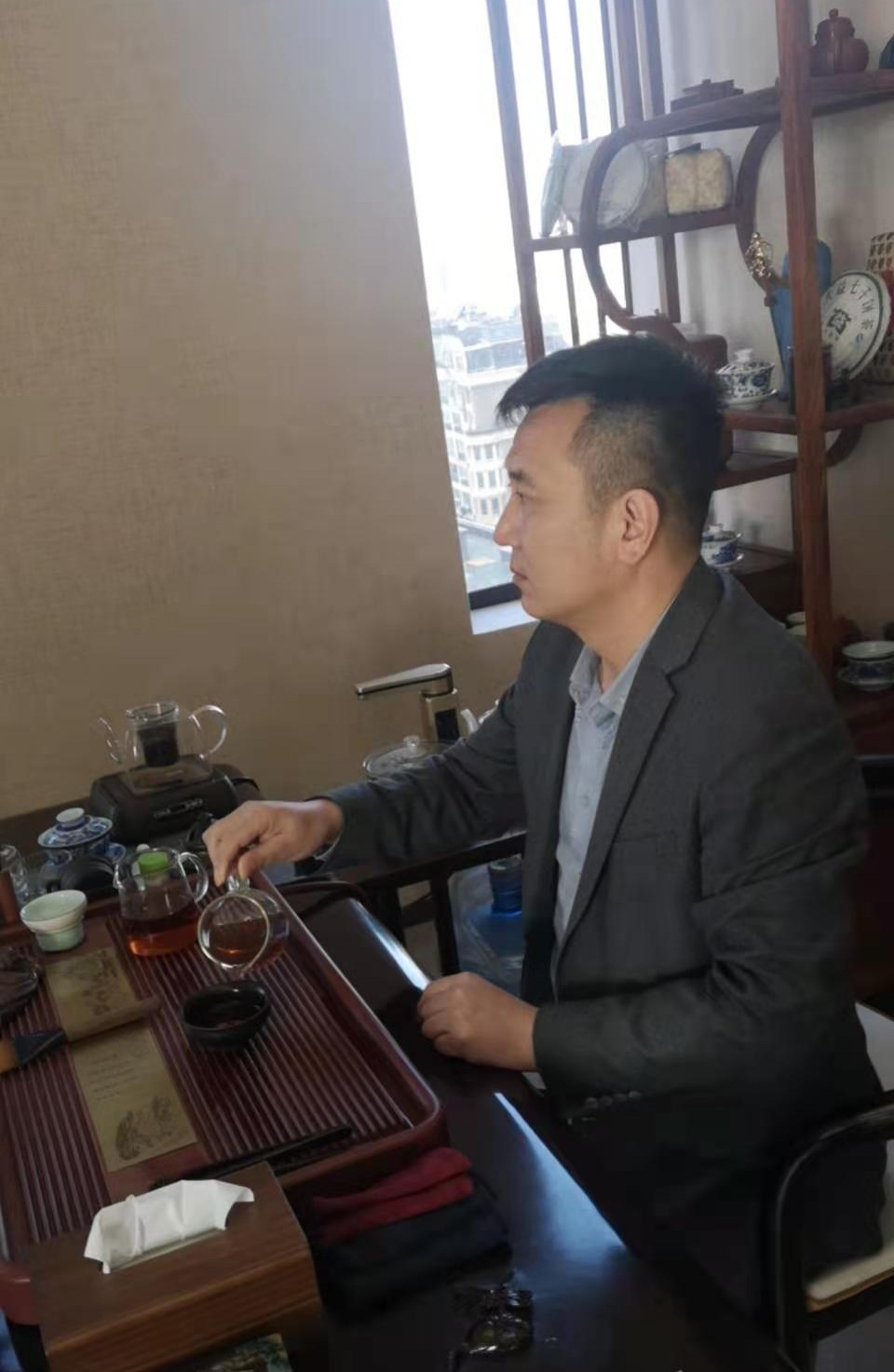 代孕背后的明星伦理危机