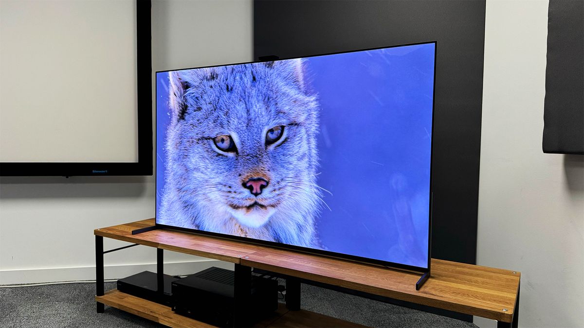 索尼A95L QD-OLED:亮度升级,开启电视显示新高度